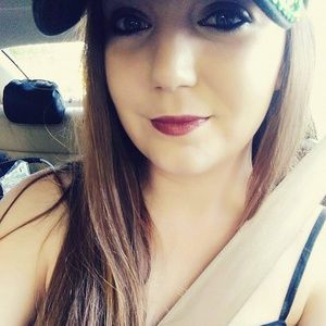 Meet your Posher, Crista